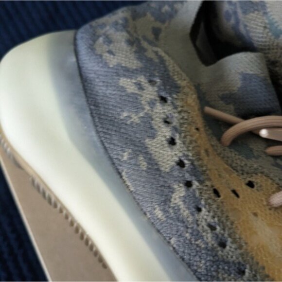 Adidas Yeezy Boost 380 Mist Men 9 FX9764 new in box 122025 - Picture 6 of 11